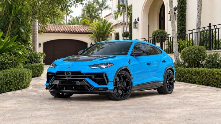 Rent a 2024 Lamborghini Urus Performante in Miami